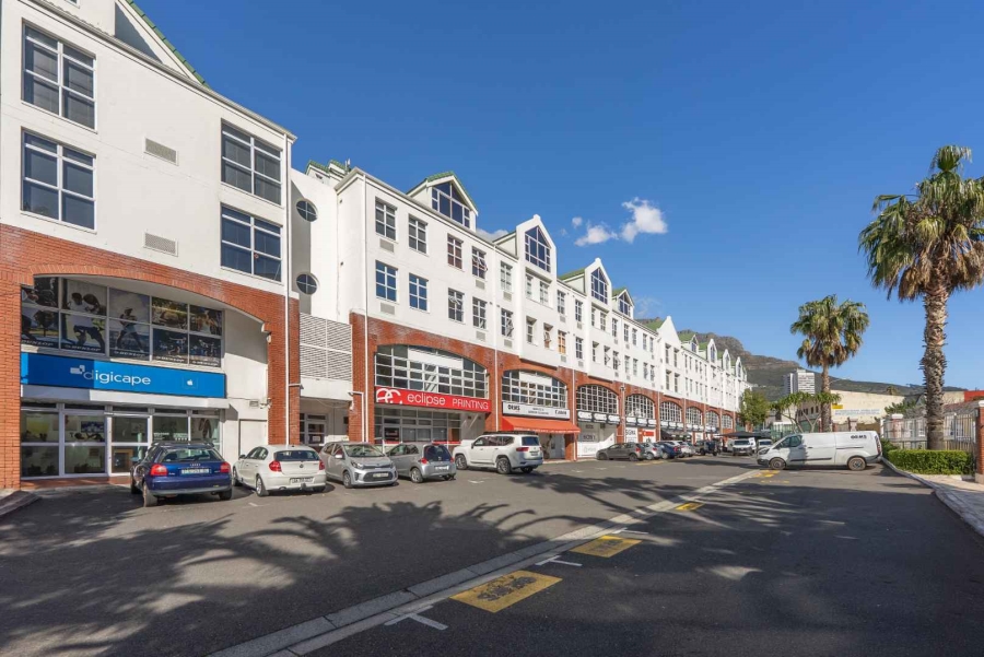 To Let Commercial Property for Rent in Gardens Western Cape